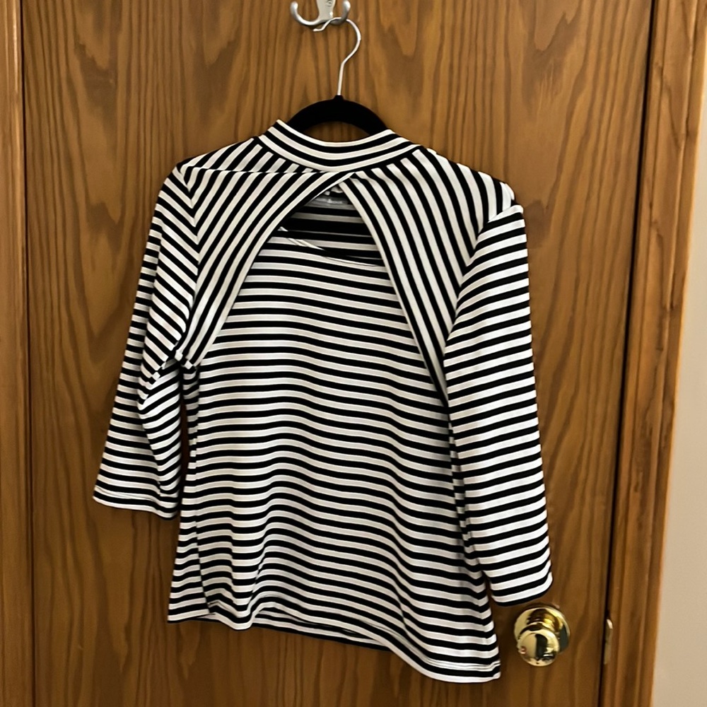 Beecher Brook blouse. Black and white striped. Size Medium.